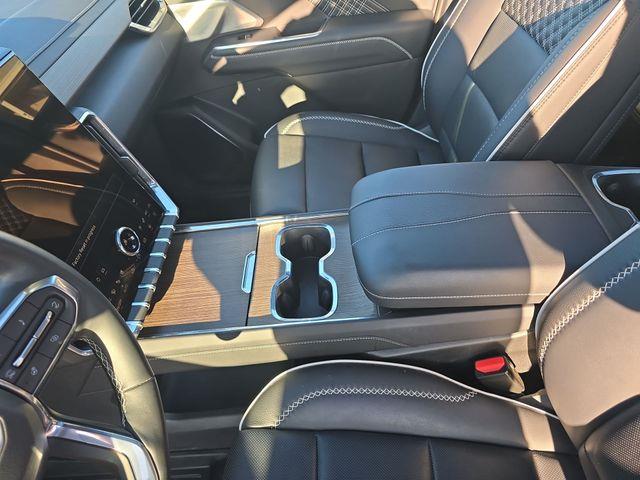 2025 GMC Acadia
