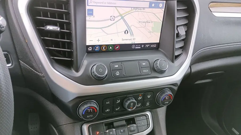 2023 GMC Acadia SLE