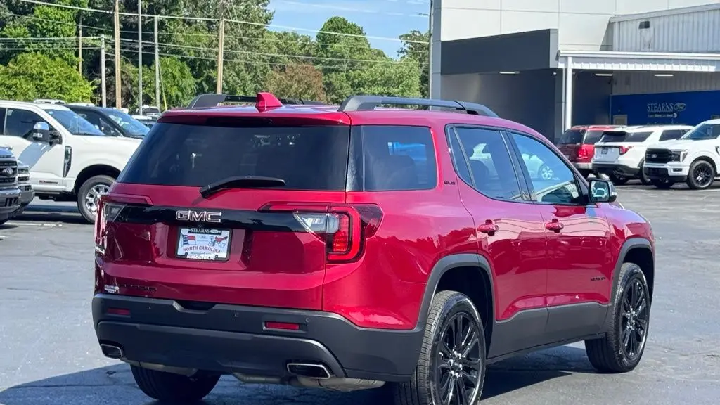 2022 GMC Acadia SLE