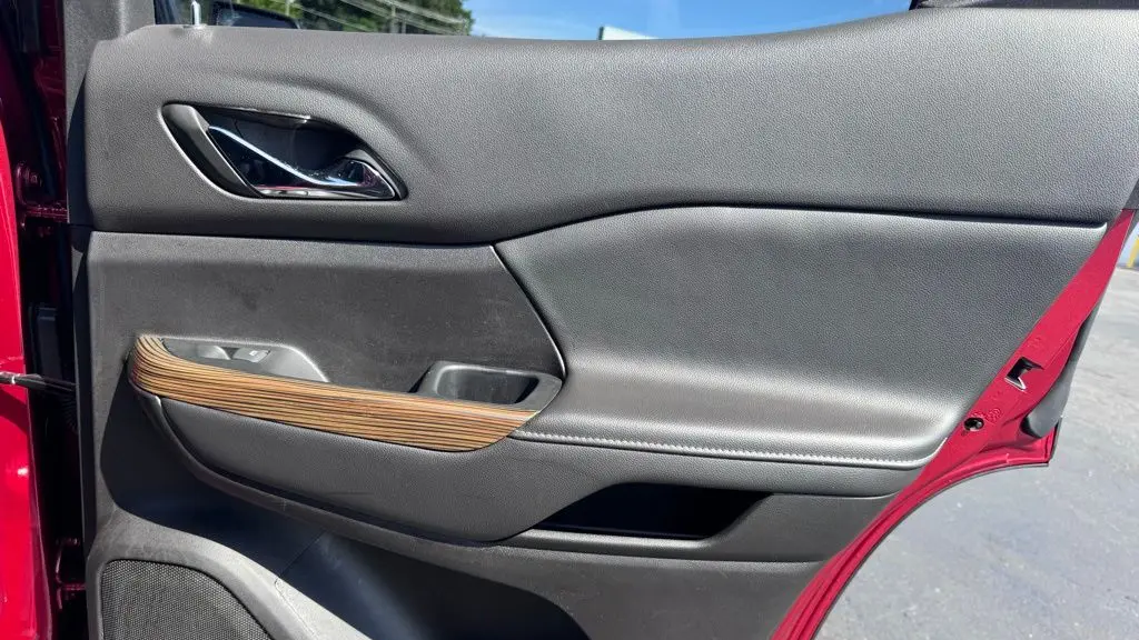 2022 GMC Acadia SLE
