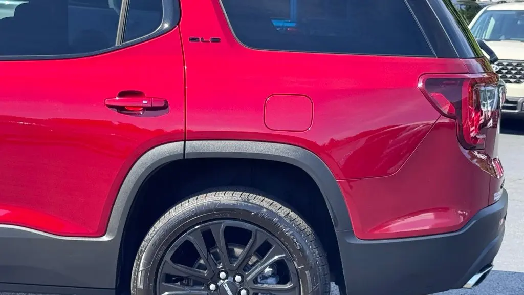 2022 GMC Acadia SLE