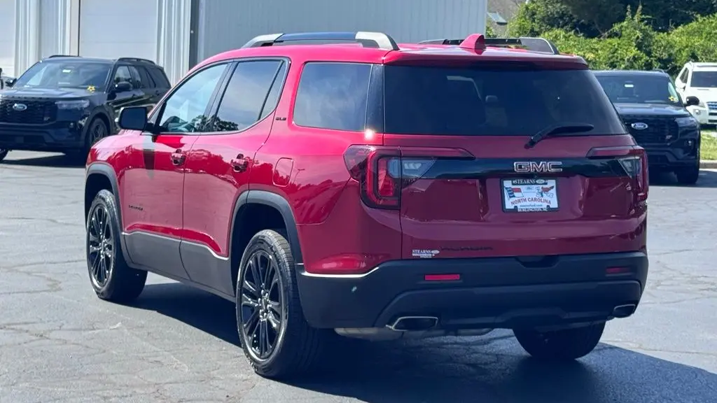 2022 GMC Acadia SLE