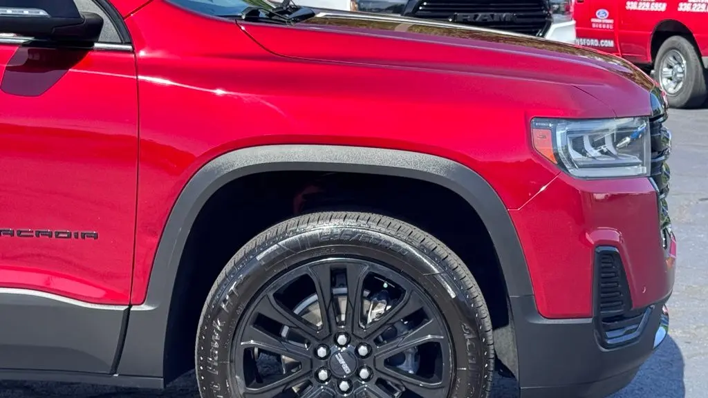 2022 GMC Acadia SLE