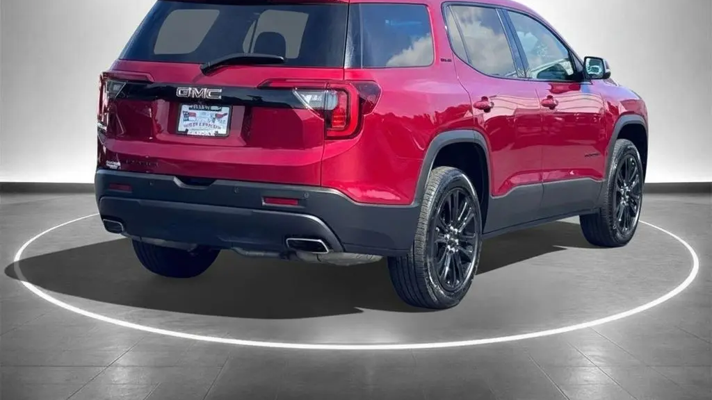 2022 GMC Acadia SLE
