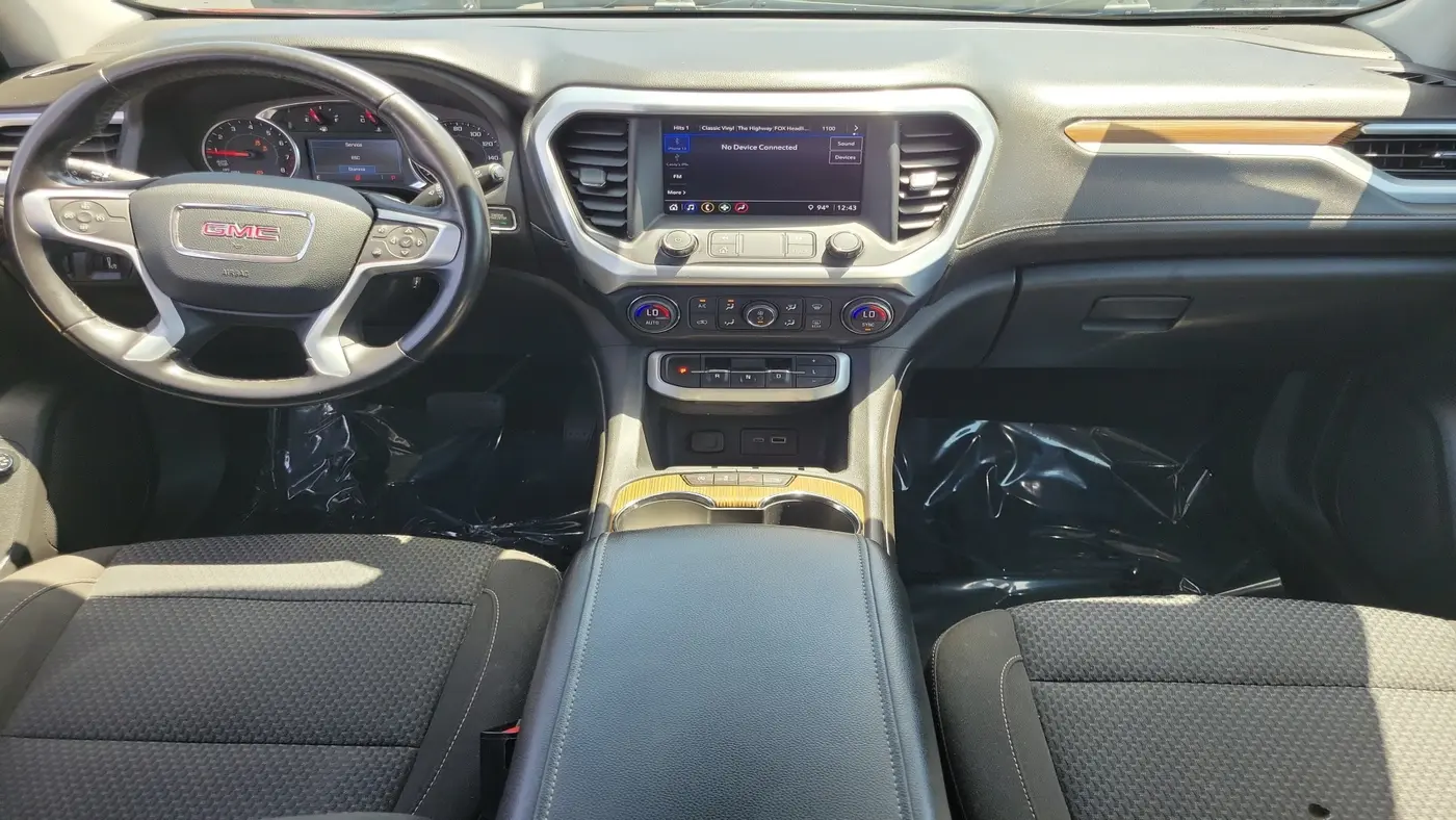 2020 GMC Acadia SLE