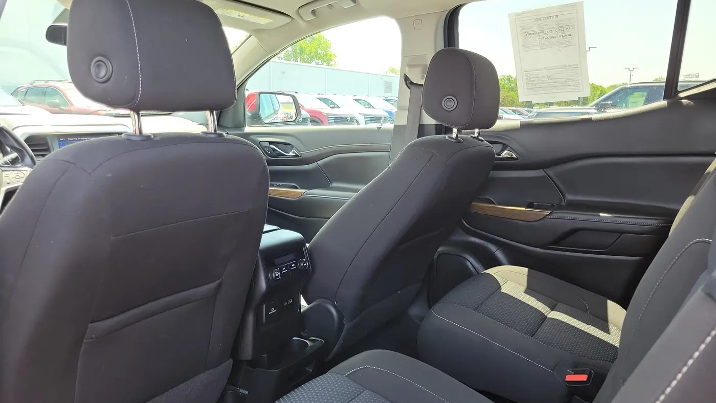 2020 GMC Acadia SLE