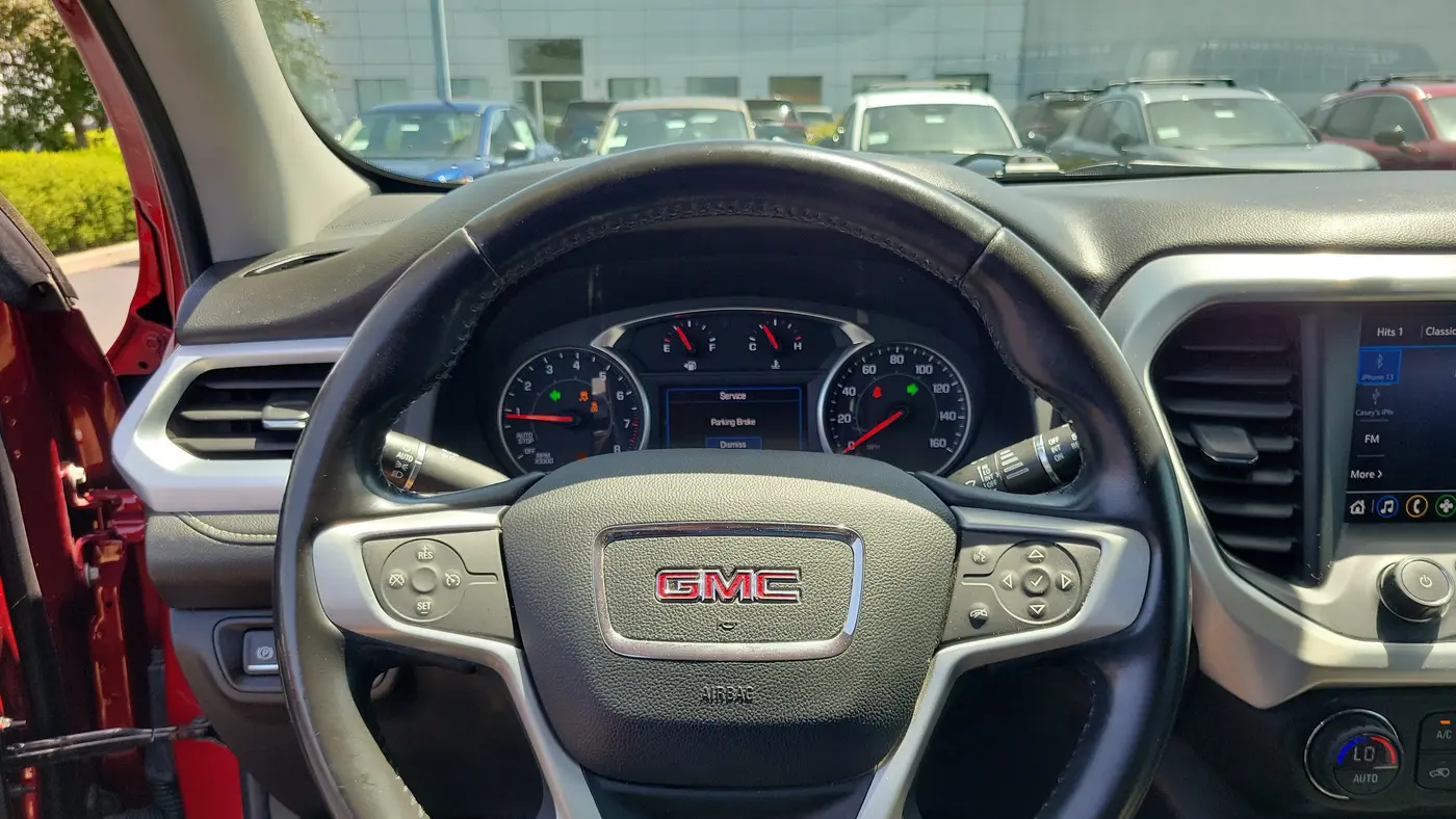 2020 GMC Acadia SLE