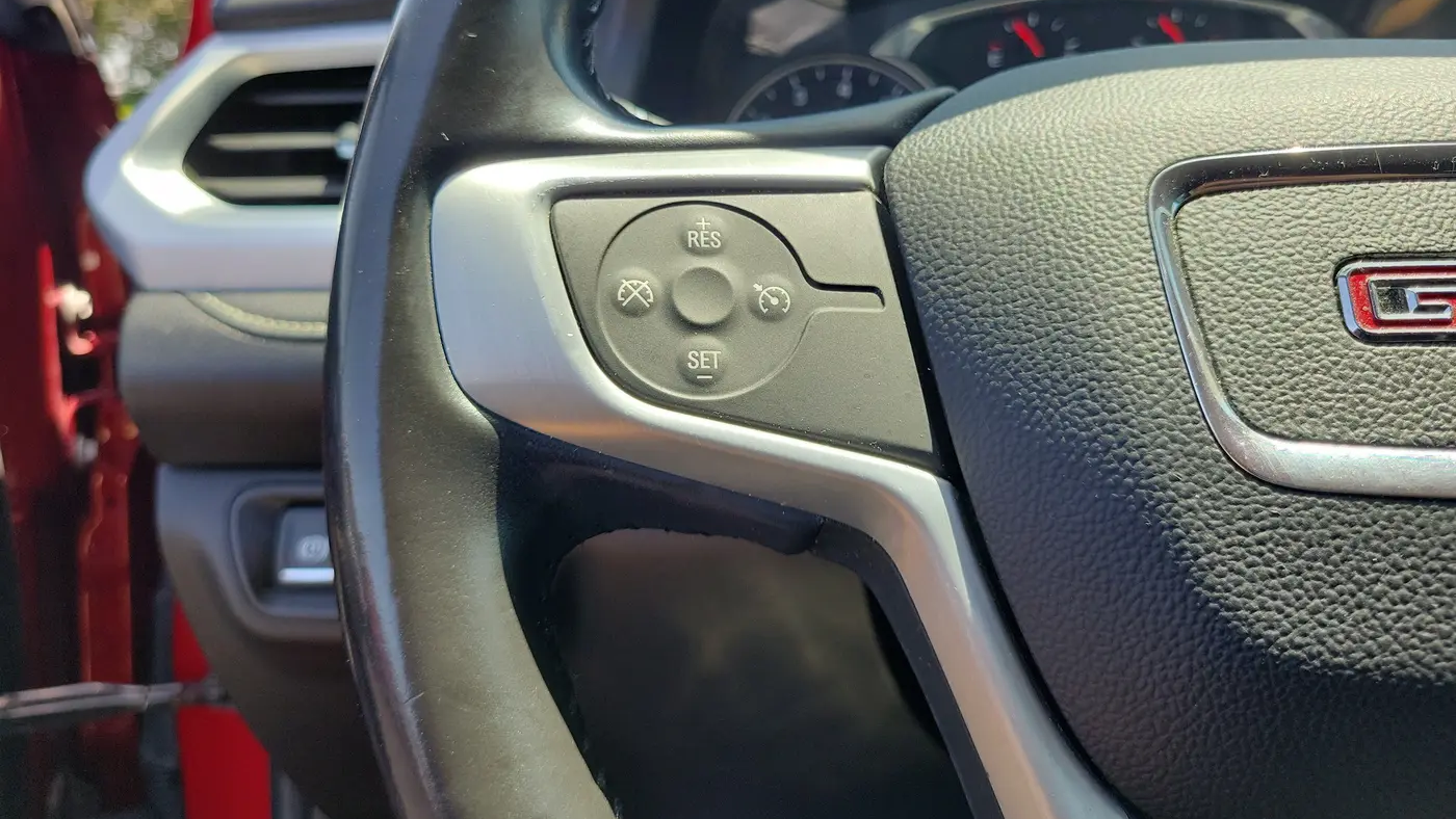 2020 GMC Acadia SLE