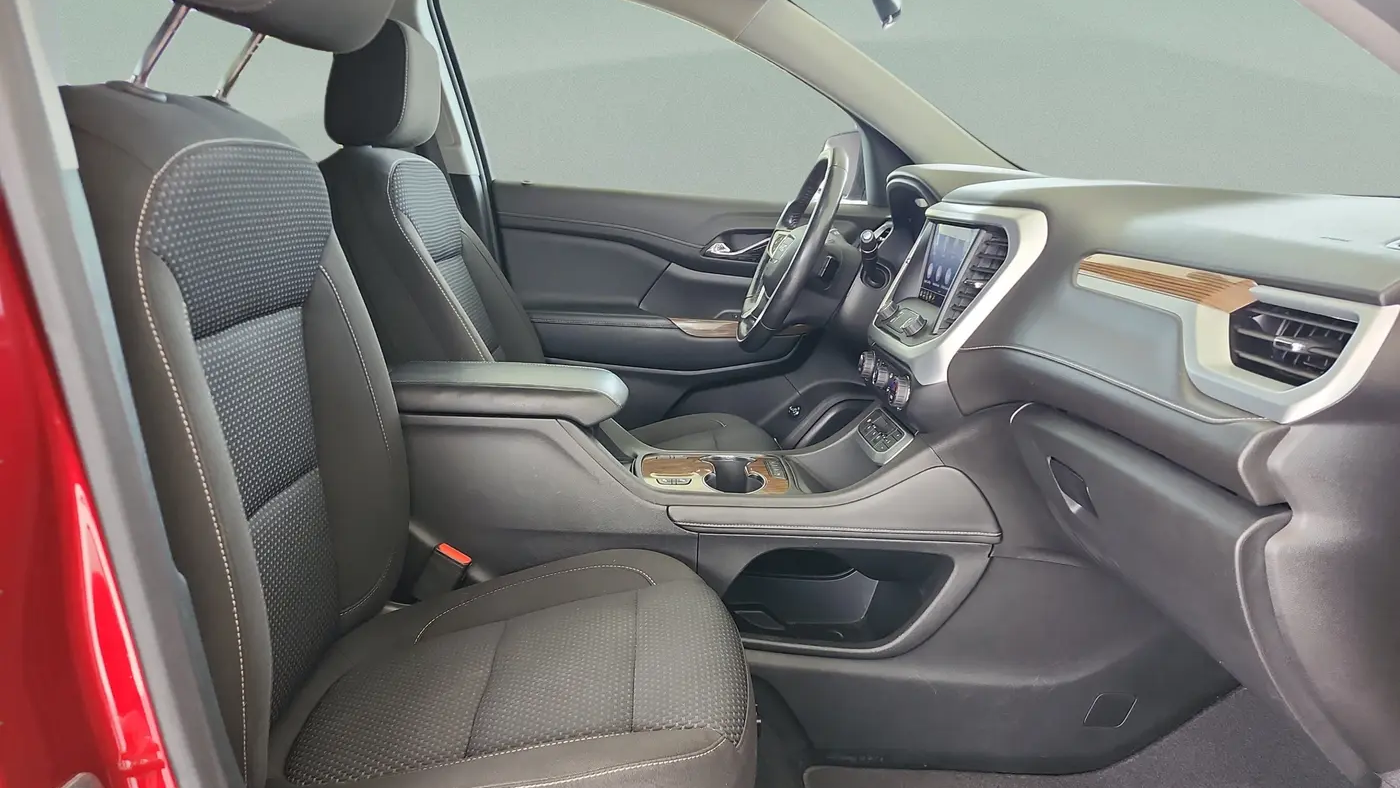 2020 GMC Acadia SLE