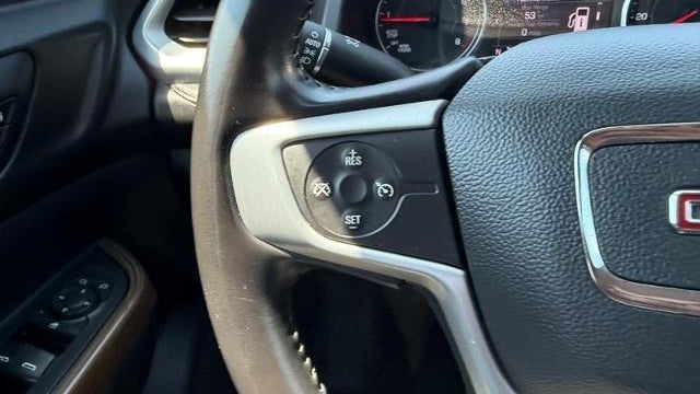 2020 GMC Acadia SLE