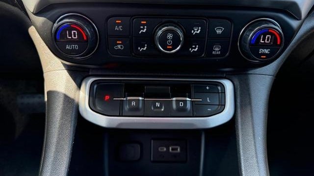 2020 GMC Acadia SLE
