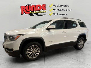 2019 GMC Acadia with White Frost Tricoat Exterior