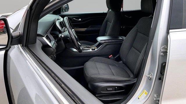 2019 GMC Acadia SLE-2