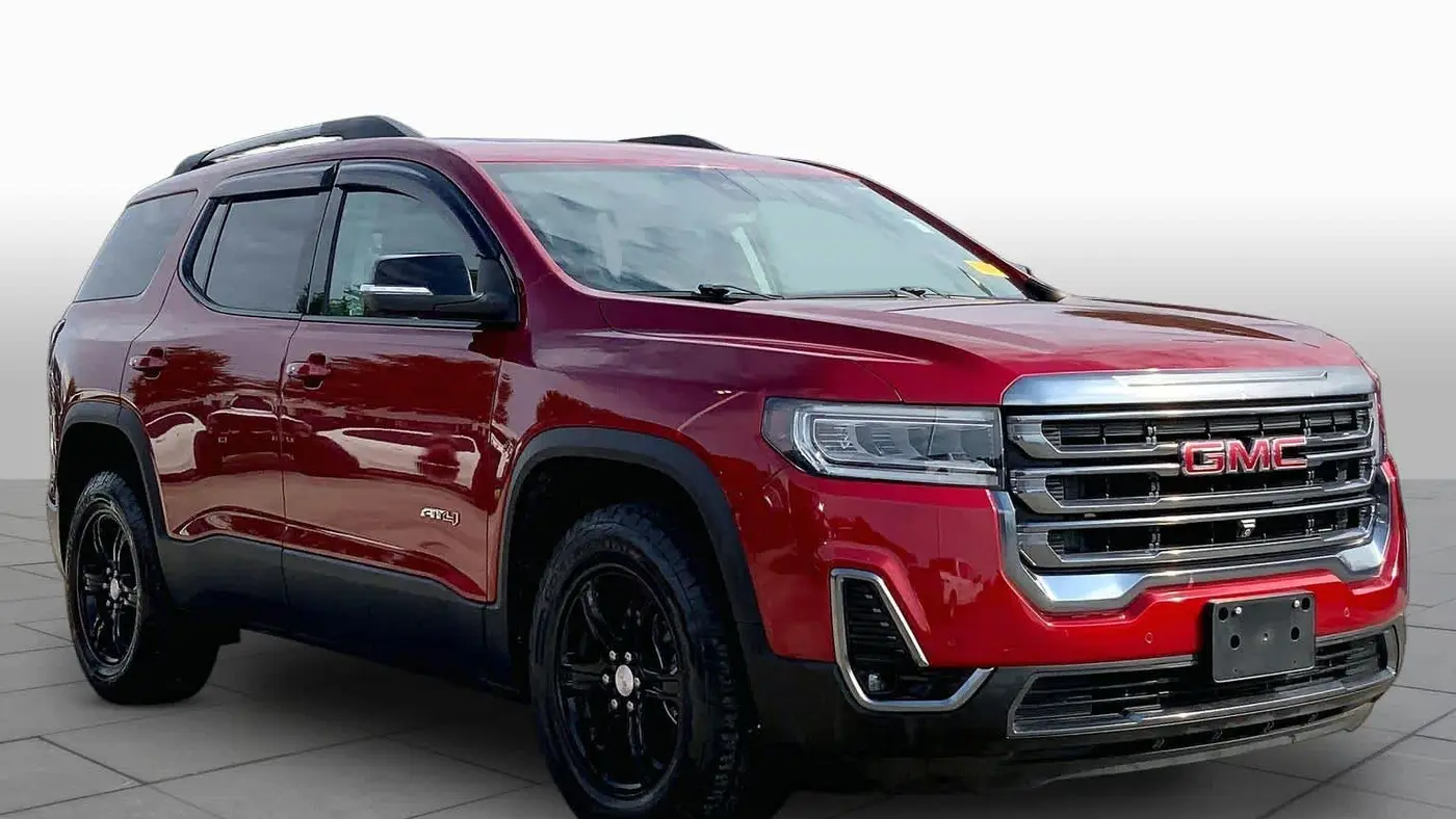2023 GMC Acadia AT4