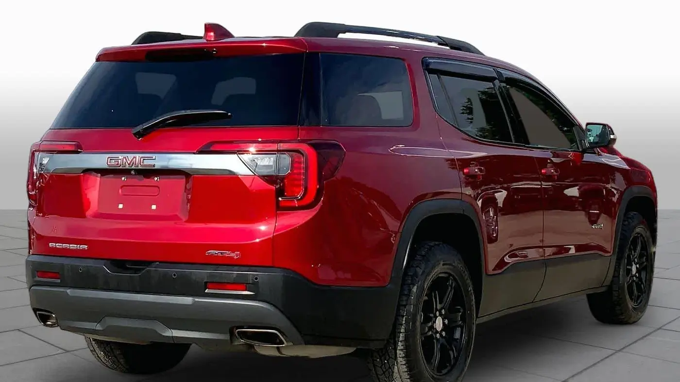 2023 GMC Acadia AT4