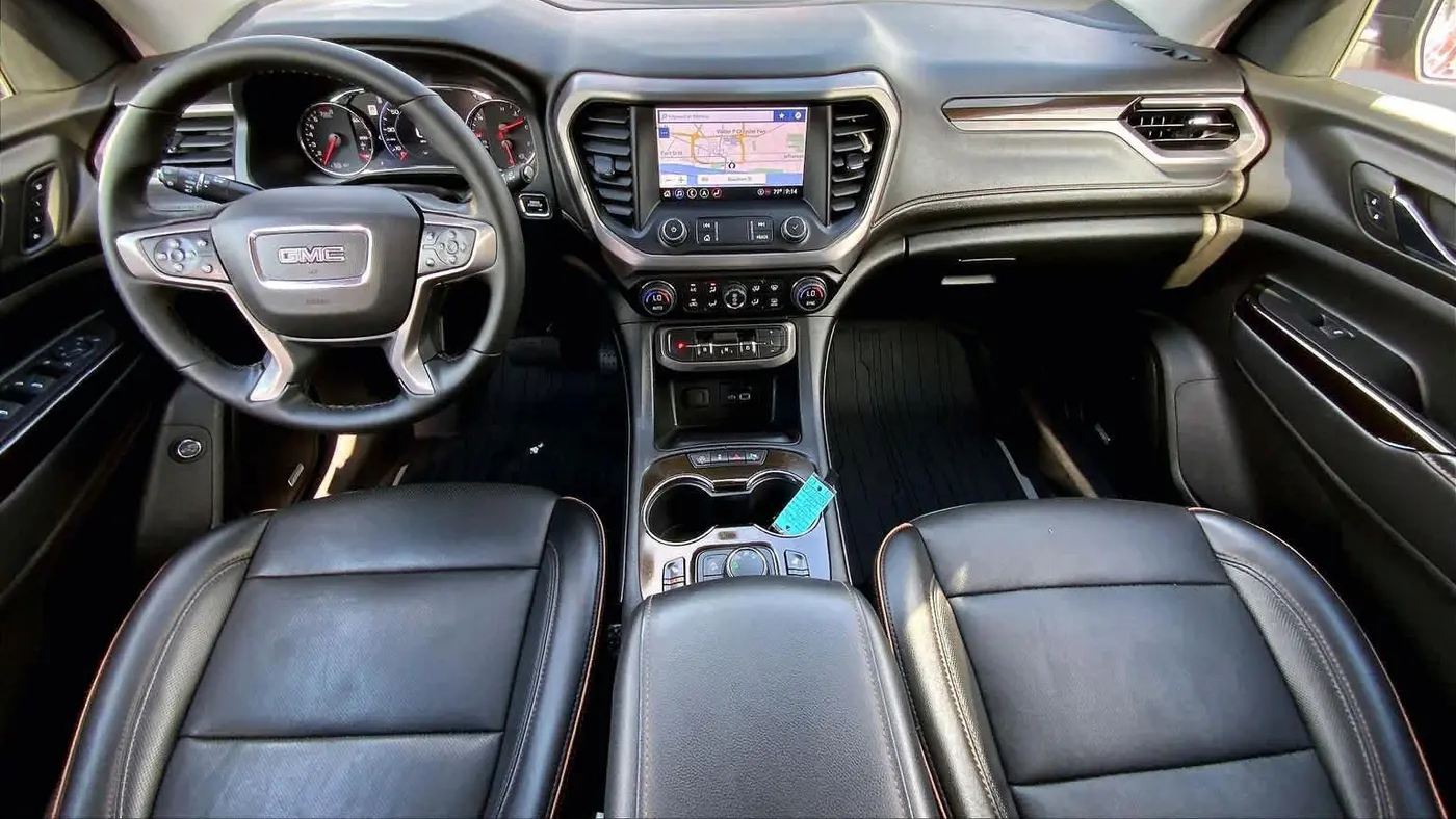 2023 GMC Acadia AT4