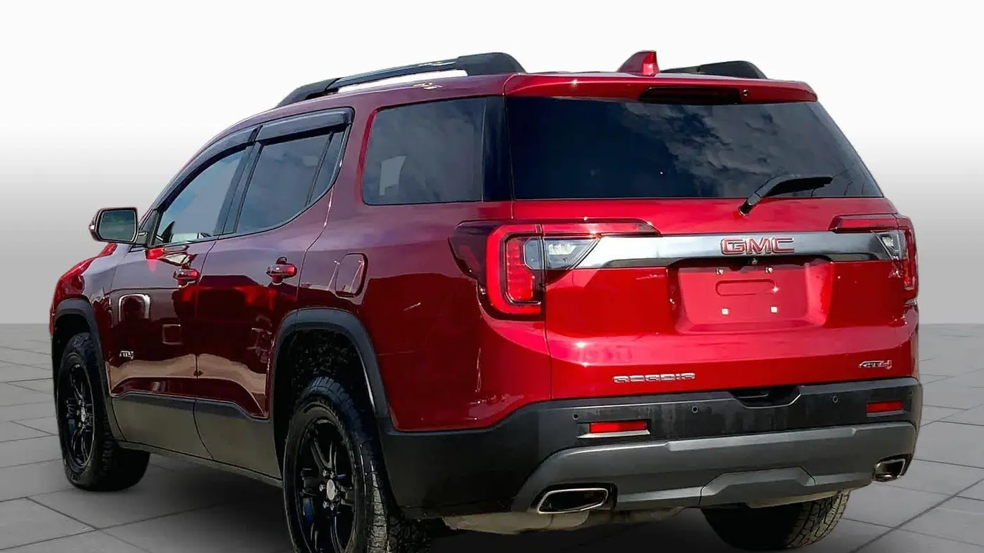 2023 GMC Acadia AT4