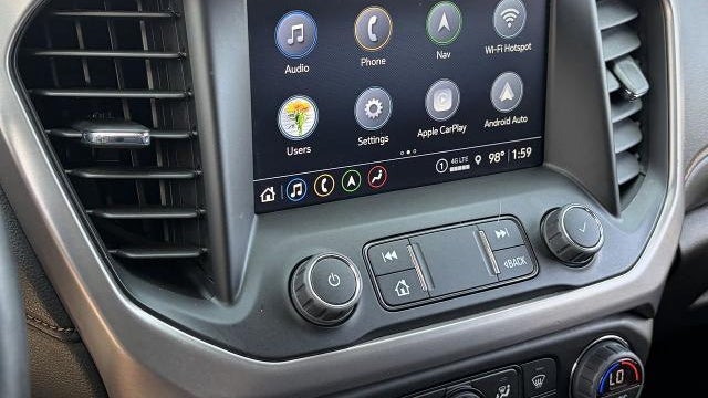 2023 GMC Acadia AT4