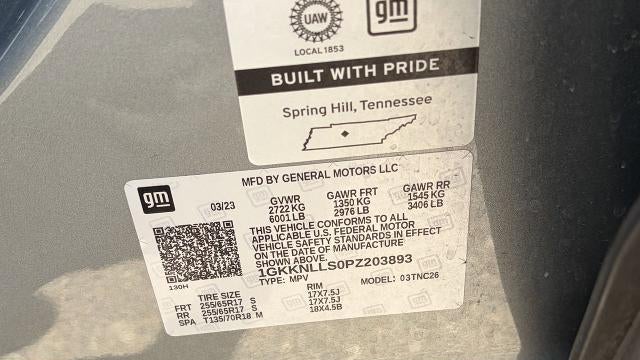 2023 GMC Acadia AT4