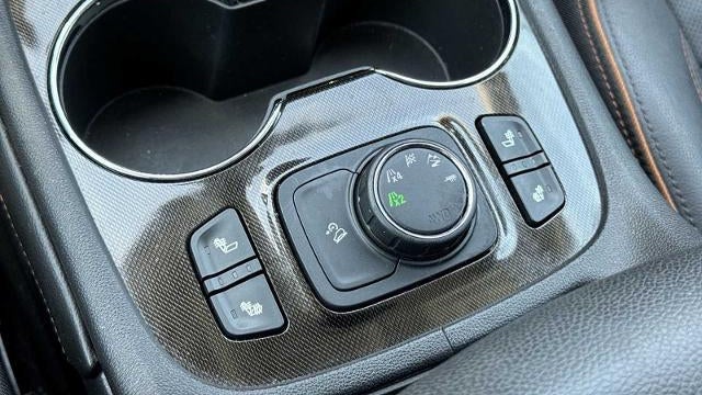 2020 GMC Acadia AT4