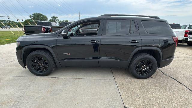 2023 GMC Acadia AT4