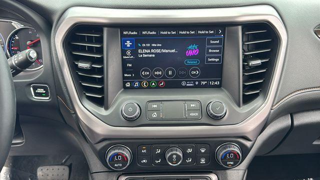 2023 GMC Acadia AT4