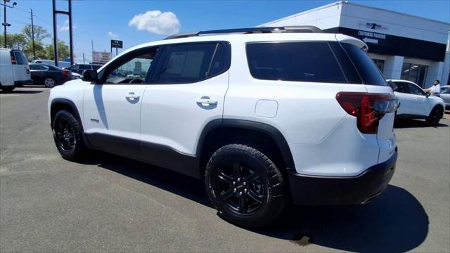 2023 GMC Acadia AT4