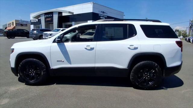 2023 GMC Acadia AT4