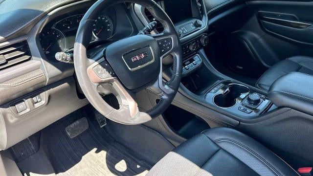2022 GMC Acadia AT4
