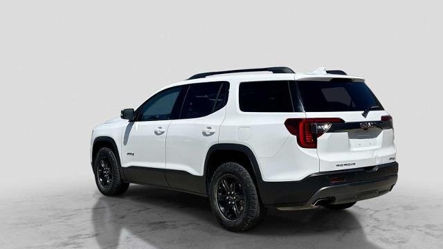 2022 GMC Acadia AT4