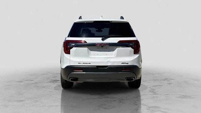 2022 GMC Acadia AT4