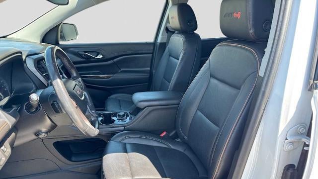 2022 GMC Acadia AT4