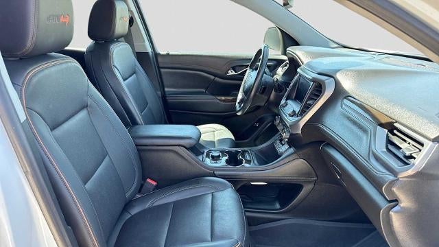 2022 GMC Acadia AT4