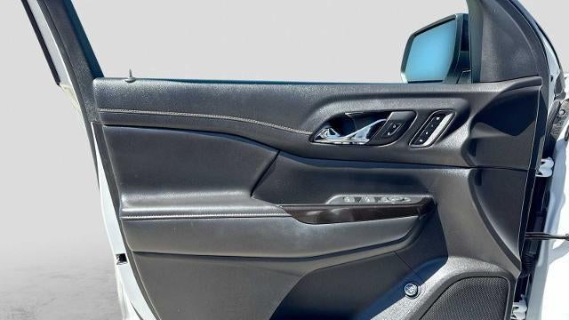 2022 GMC Acadia AT4