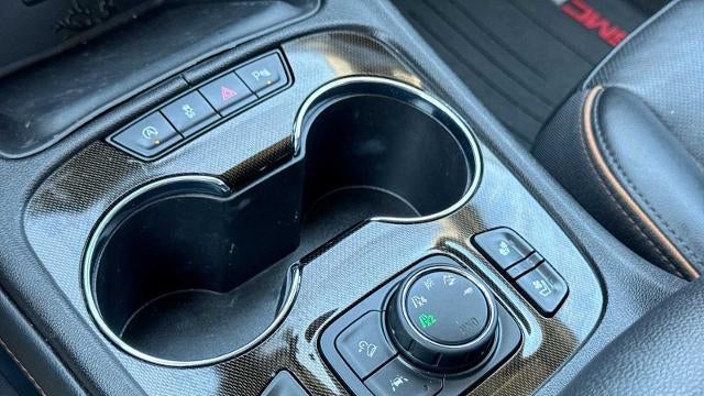 2022 GMC Acadia AT4