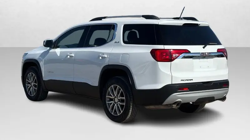 2019 GMC Acadia SLE-2