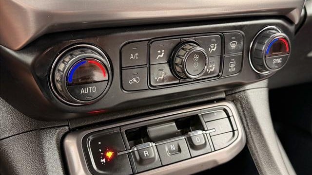 2020 GMC Acadia AT4