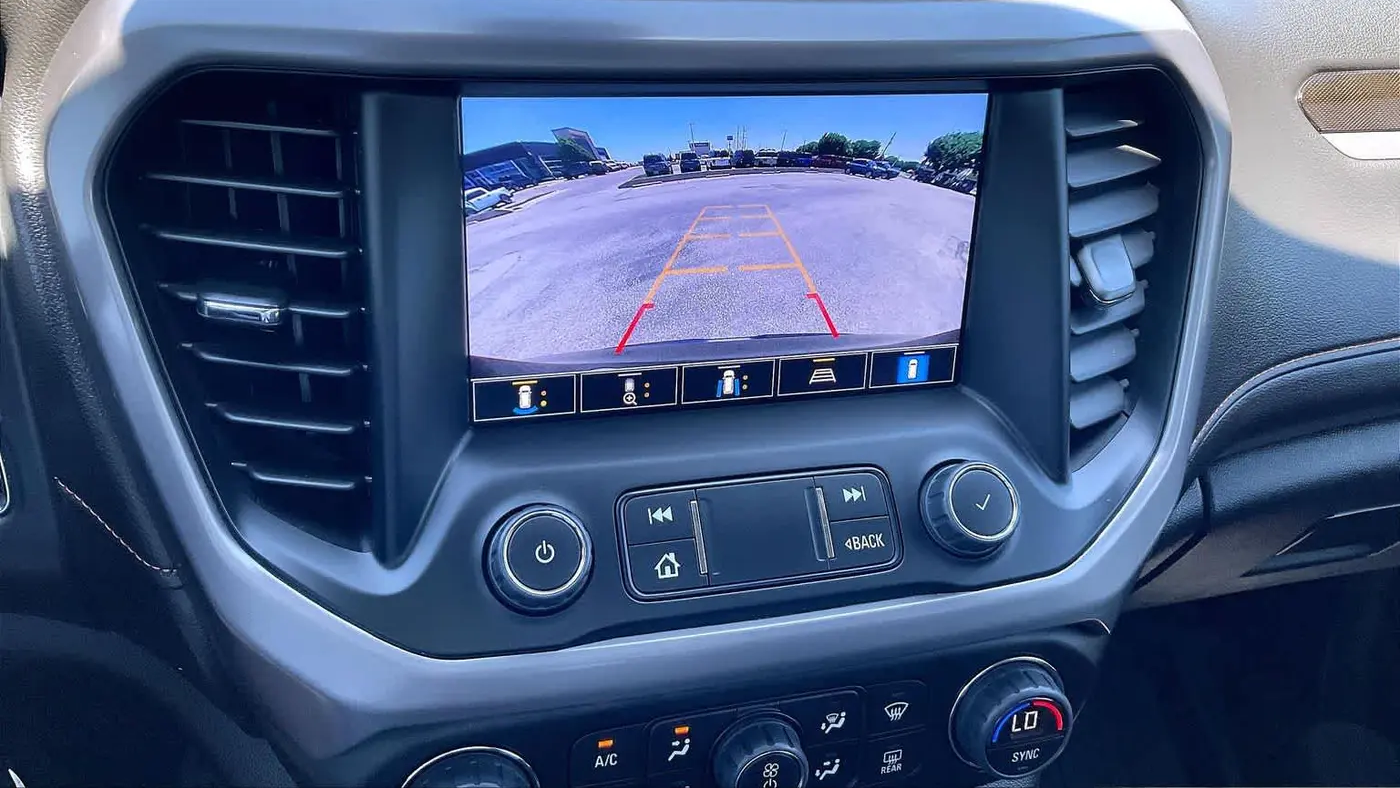 2023 GMC Acadia AT4