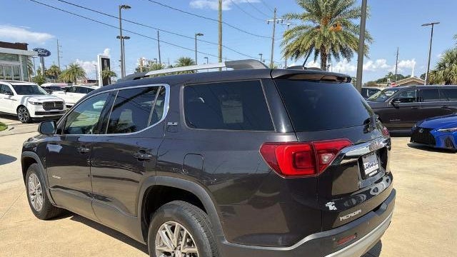 2017 GMC Acadia SLE-2