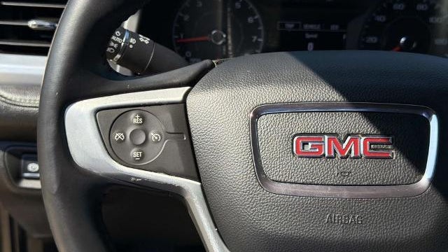 2017 GMC Acadia SLE-2