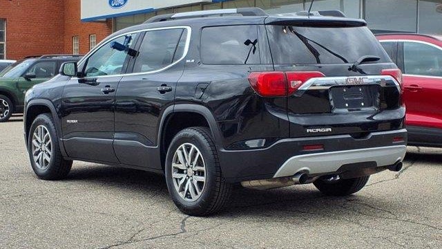 2019 GMC Acadia SLE-2