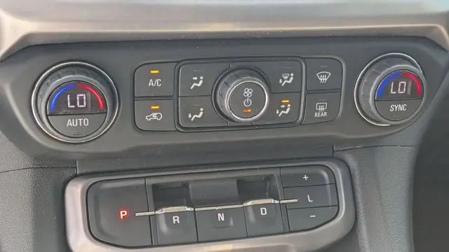 2021 GMC Acadia AT4
