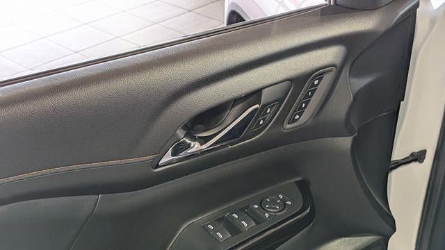 2021 GMC Acadia AT4