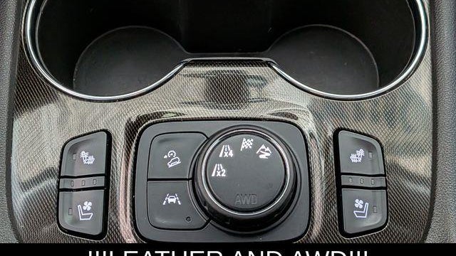 2021 GMC Acadia AT4