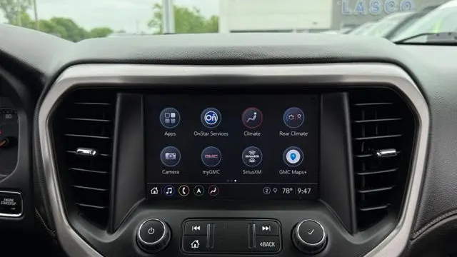 2023 GMC Acadia AT4