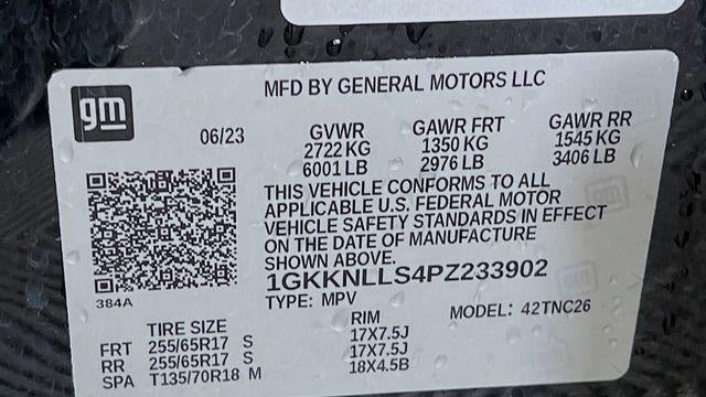 2023 GMC Acadia AT4
