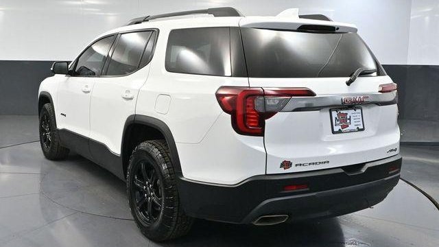 2021 GMC Acadia AT4