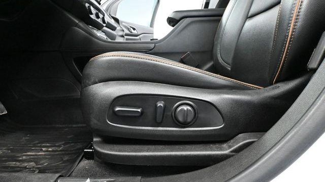 2021 GMC Acadia AT4