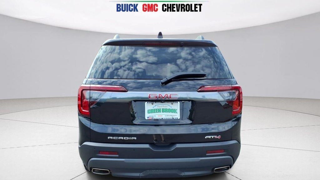 2023 GMC Acadia AT4