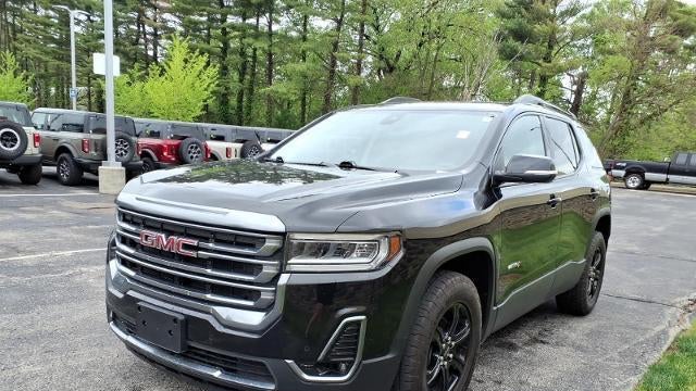 2023 GMC Acadia AT4